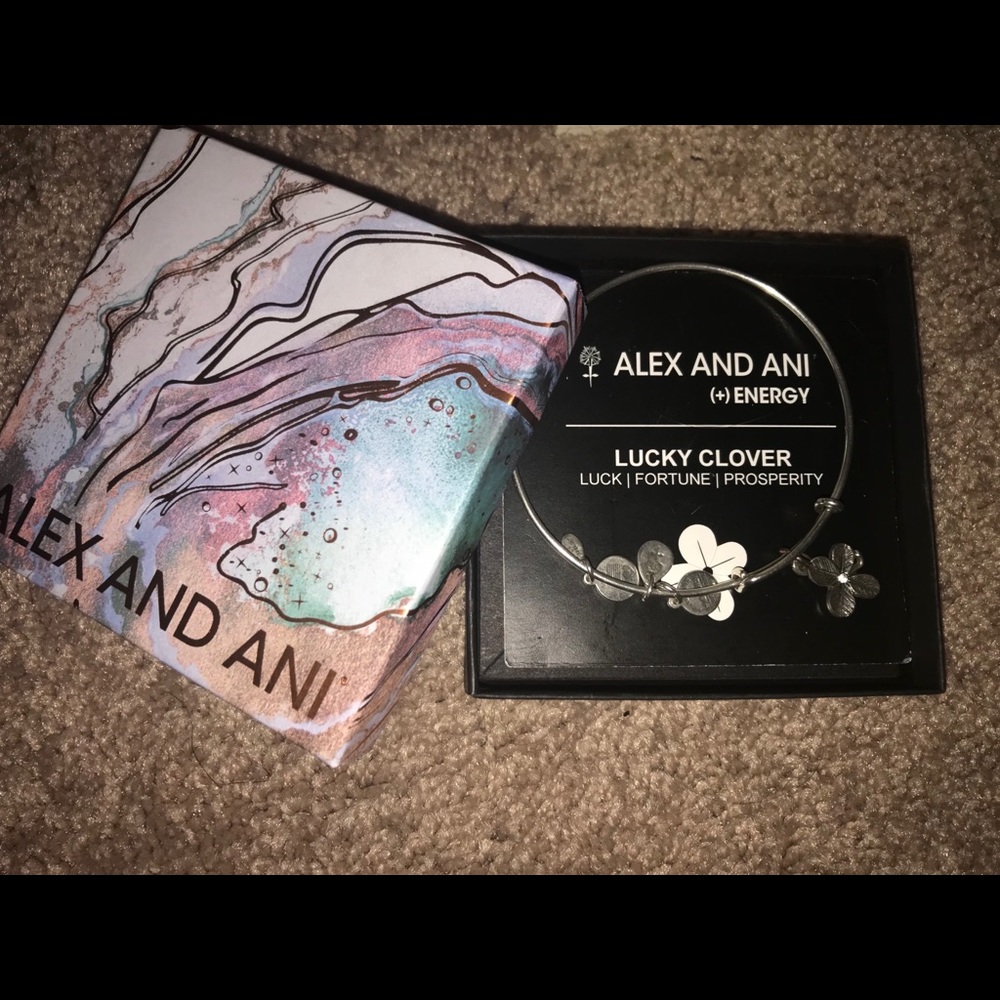 Alex and Ani Lucky Clover